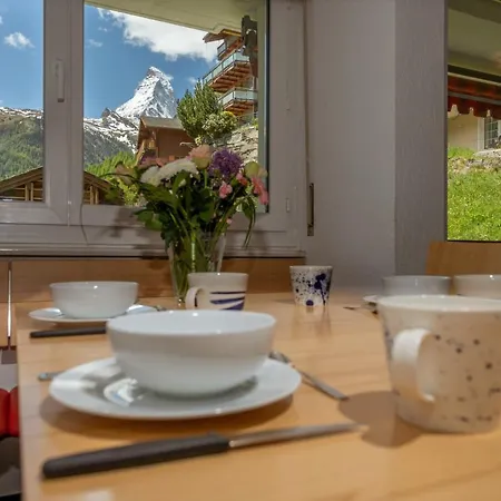 Haus Sonnheim شقة زيرمات
